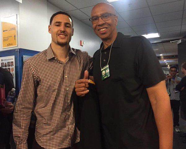 马卡：皇马将青训中卫巴尔德佩尼亚斯列入晋升一线队考察名单（马卡：皇马把青训中卫巴尔德佩尼亚斯纳入一线队提拔评估名单）