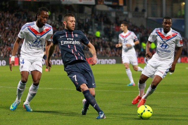 亚足联官方：成都蓉城因在亚冠单场5人染黄被罚款2500美元（亚足联处罚：成都蓉城亚冠单场5黄牌，罚款2500美元）