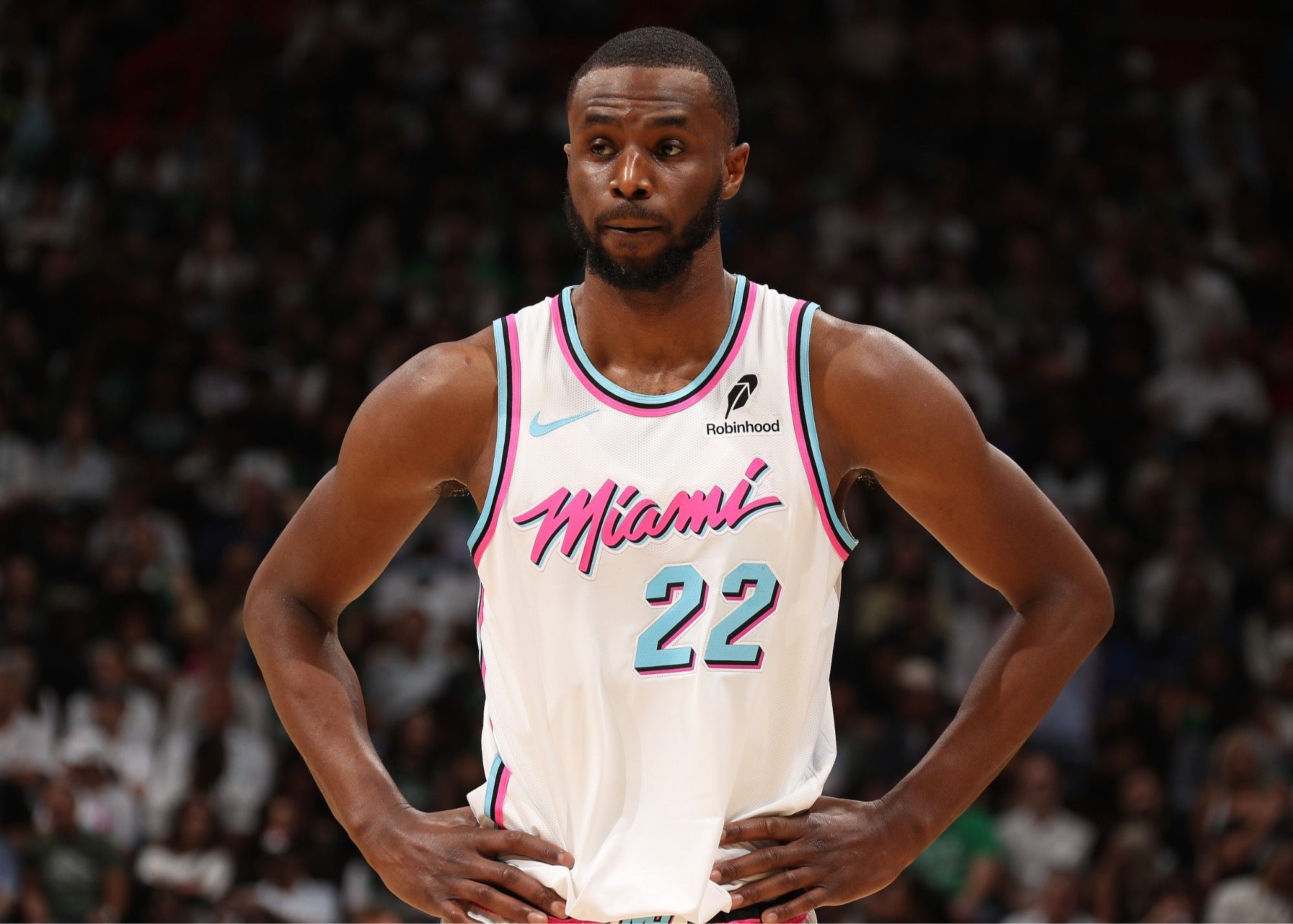 NBA常规赛焦点战精彩瞬间（NBA常规赛重磅对决高光集锦）