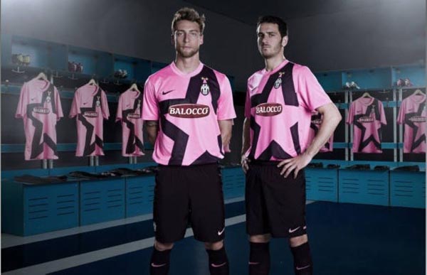 球星连续三场30+，状态爆棚（球星三战连砍30+，火力全开）