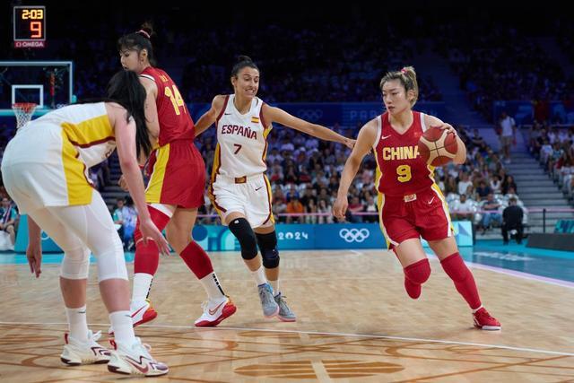 全市场：梅努是那不勒斯的首选，佩莱格里尼和米雷蒂也是候选（全市场：那不勒斯头号目标为梅努，佩莱格里尼与米雷蒂列入备选）