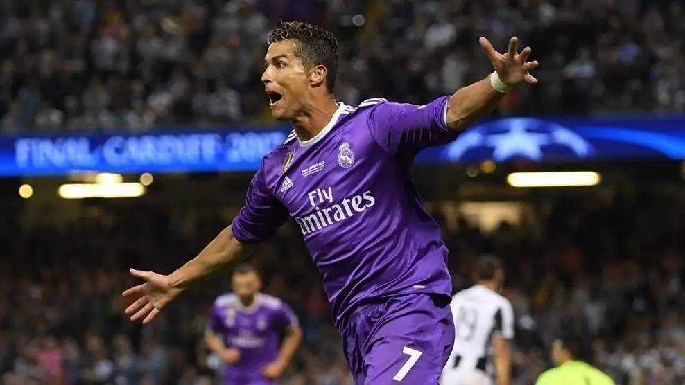 齐沃：我们不会怀疑劳塔罗的重要性，我和他每天都拥抱（齐沃：劳塔罗的重要性毋庸置疑，我和他每天相拥）