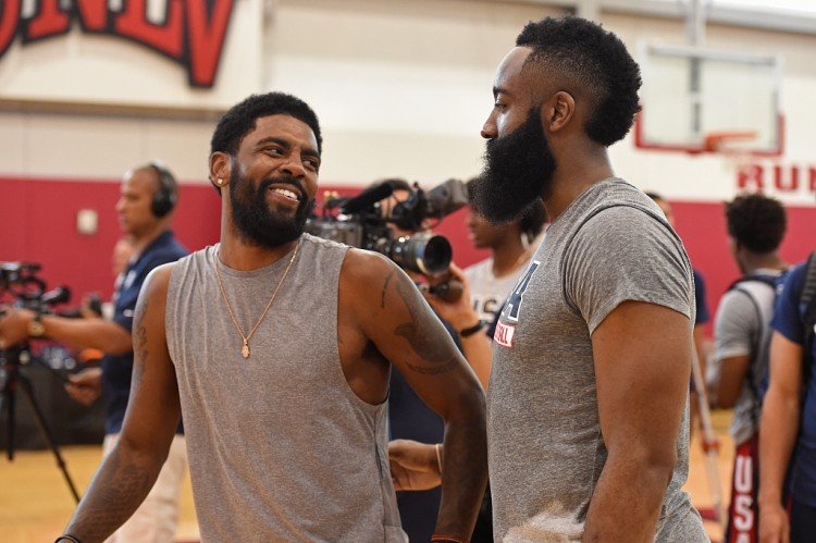 半场战报：皇家社会1-0赫罗纳，贡萨洛-格德斯破门（半场战况：贡萨洛-格德斯破门，皇家社会暂1-0领先赫罗纳）