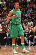 所有纹身都记述我的勤奋之道——格里马尔多的职业信仰（每一道纹身皆为勤勉作证：格里马尔多的职业信仰）